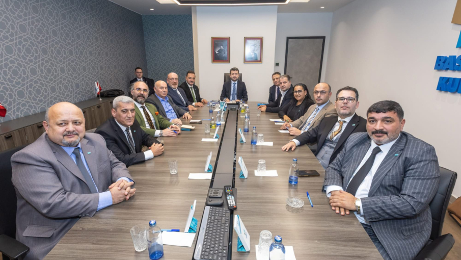 TİMBİR’DEN BİK’E ZİYARET; GENEL MÜDÜR ÇAY: “BASINIMIZLA GÖZ HİZASINDA OLACAĞIZ”